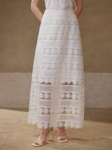 MOTF PREMIUM VÁY A LINE REN TƯƠNG PHẢN - Màu be - Xem 6