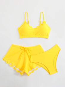 SHEIN Swim Conjunto de bikini de 3 piezas de verano para mujer de unicolor sexy con shorts, traje de baño con volantes - Amarillo - Ver 5
