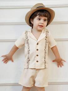 SHEIN Baby Boy 2pcs/Set Lapel Collar Short Sleeve Casual Shirt With Embroidery And Elastic Waist Solid Color Straight Shorts Set - Apricot - View 4