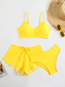 SHEIN Swim Conjunto de bikini de 3 piezas de verano para mujer de unicolor sexy con shorts, traje de baño con volantes - Amarillo - Ver 1