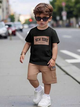 SHEIN Jonge jongen Grafische lettersprint T-shirt & Taille met trekkoord Shorts