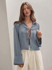 COSMINA Camisa de trabajo casual de uso diario de manga larga con nudo delantero de color caqui liso, estilo minimalista para mujer