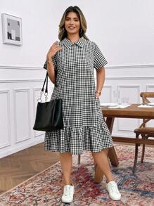 SHEIN LUNE Vestido casual de manga corta para mujer talla grande con cuello y volantes en el bajo a cuadros