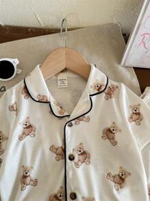Schattig beerpatroon reversknoop zacht comfortabel nachtkleding 2-delige set (shirt + broek), babyjongen