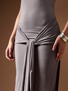 MISSGUIDED Slinky Off Umăr Maxi Rochie Flutter Mânecă elegantă Rochie de seară Formă de montare Bodycon Ocazie specială Rochie de lungime podea - Gri deschis - Vizualizare 4