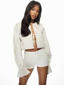 MISSGUIDED 优雅长袖系带衬衫灯笼袖短款上衣办公室工作晚会场合穿着 - 白色 - 查看 1