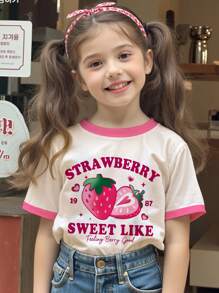 SHEIN Maglietta girocollo a maniche corte da ragazza pre-adolescente, con stampa casual minimalista a fragole americane, adatta per l'estate