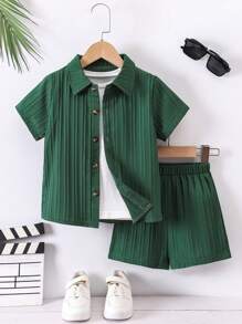 SHEIN Young Boy Summer Casual Solid Color Texture Short Sleeve And Shorts Two-Piece Set Summer Holiday