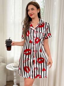 Dream Adore Camisón de satén con cuello a rayas, estampado de labios y corazones para mujer