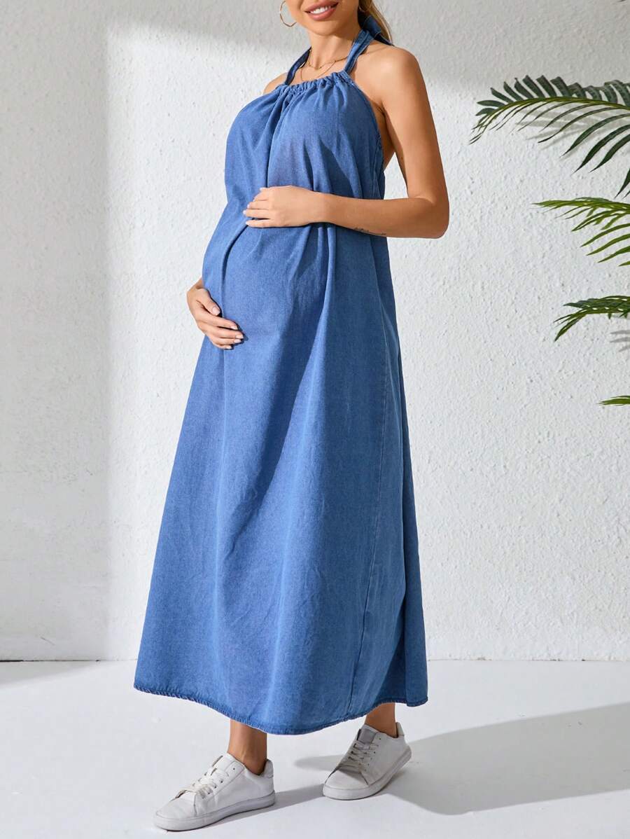 SHEIN 孕妇休闲露背挂脖牛仔连衣裙 - 中等水洗藍 - 查看 1