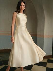 ZEYLAH Vestido midi asimétrico con hombros descubiertos y fruncido en un lateral