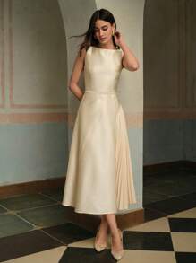 ZEYLAH Vestido midi asimétrico con hombros descubiertos y fruncido en un lateral