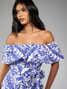 MISSGUIDED Tile Print Puffed Bardot Playsuit Summer Cute Romper - Blue and White - View 5