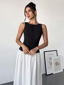 SHEIN Privé Women's White Sleeveless Front Button Decorated Backless Dress, Suitable For Valentine's Day, Concerts, Performances, Dates, Banquets, Weddings, Sexy, Elegant, Commute, Back To School, Vacation, Beach, Romantic