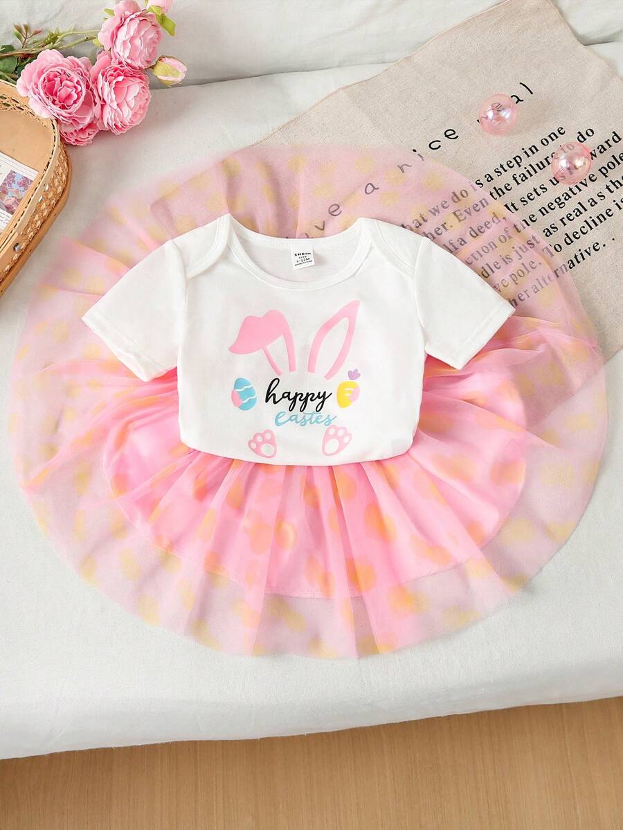 女婴两件套可爱兔子印花短袖 T 恤和黄色波尔卡圆点粉色网眼裙套装，春夏