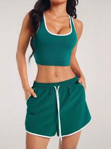 Tropiluxe Conjunto de 2 piezas de top de tirantes finos y shorts minimalista para mujer