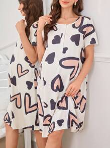 SHEIN Heart Print Round Neck Partial Button-Up Casual Short Sleeve Maternity Nightgown