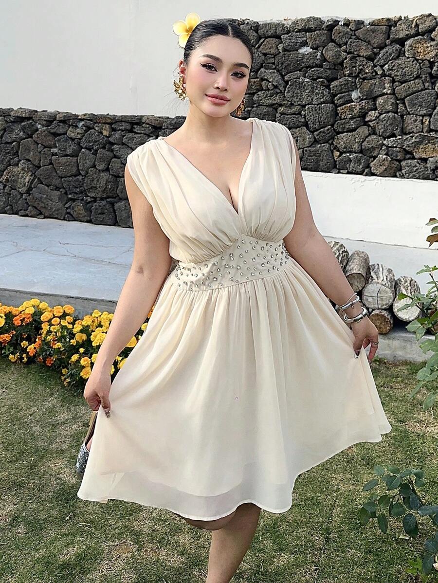 SHEIN Clasi Plus Size Deep V-Neck Elegante Senhoras Chiffon Strass Embelezado Vestido - Damasco - Ver 1