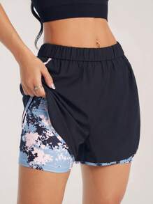 Tropiluxe Pantalones cortos deportivos de mujer con estampado minimalista y patchwork
