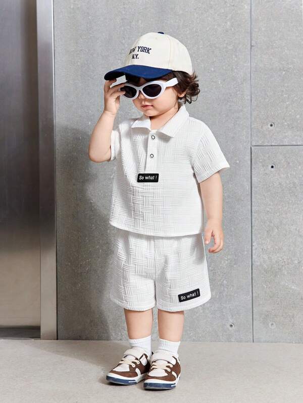 SHEIN 2pcs/Set Baby Boy/Girl Casual College Style Solid Color Jacquard Lapel Short Sleeve Polo Shirt And Elastic Waist Shorts 2 Pieces Outfit, Suitable For Summer Casual, Home, Outings And Vacations