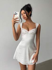 Aloruh Vestido camisero blanco de satén ajustado con cuello cuadrado elegante para mujer