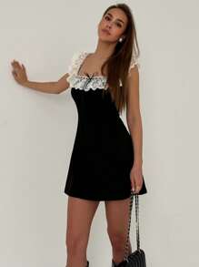 Aloruh Women's Elegant Contrast Lace Trim Sleeveless Mini Dress,Business Casual Woman