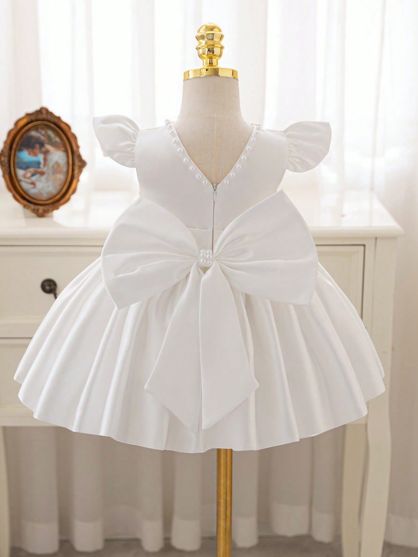 Baby girl v-neck dress