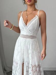 Chiquease 女士花朵蕾丝开衩下摆吊带连体裤