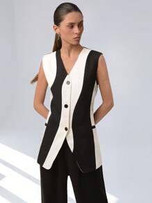 Aveloria Elegant Chic And Luxury Contrast Color, Texture And Geometric Pattern V-Neck Sleeveless Blouse, Versatile For Work And Casual Wear - Black - View 4