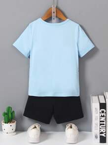 SHEIN Young Boy 2pcs Yellow Knitted Striped Print T-Shirt And Black Casual Knitted Sports Shorts Set For Summer