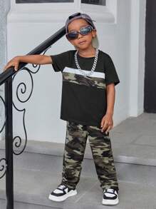 SHEIN Young Boy Toddler Boys Camo Panel Tee & Drawstring Waist Pants