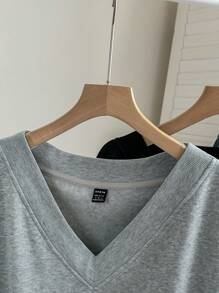 SHEIN LUNE 2 pièces/set Sweat-shirt décontracté minimaliste taille grande, col V ample. Convient pour le printemps et l'automne
