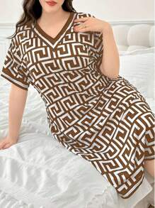 SHEIN Plus Size Geometric Pattern Casual Summer Nightgown, Minimalist & Fashionable - Brown - View 5