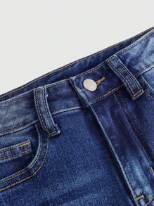 SHEIN Girlism Tween Girls' Y2K Spring Summer Break Solid Washed High Stretch Distressed Ripped Denim Long Shorts With Frayed Hem And Pockets,Girls Denim Skinny Biker Shorts,Stylish Casual Jeans Shorts,Tween Girl Boho Holiday Concert Outfit Rave Outfits Festival