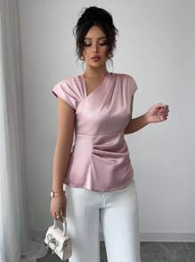 Elenzga Blusa ajustada y corta de mujer con cuello asimétrico, hombros plisados y estilo francés elegante, de seda, para primavera/verano