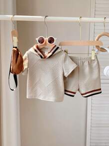 SHEIN 3 Stücke/Set Baby Jungen/Mädchen kontrastfarbener Kapuzen-Kurzarm-Pullover, Shorts mit Gummibund & Umhängetasche - Aprikosenfarben - Übersicht 7