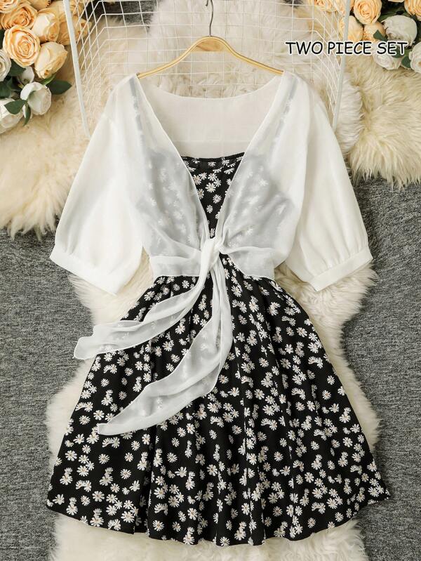 SHEIN Clasi Plus Size Women 2pcs Set: Solid Color Short Sleeve Top & Daisy Print Dress