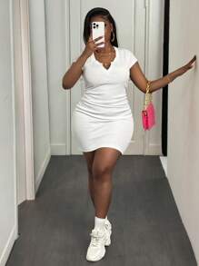 Slaydiva 2025 Summer&Beach New Plus Size Women V-Neck Slim Fit Ribbed Knit T-Shirt, Basic For Commute, Casual, And Year-Round Wear, White,Graduation Dress - White - View 7