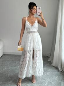 Chiquease 女士花朵蕾丝开衩下摆吊带连体裤