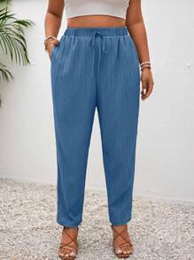 SHEIN Frenchy Pantalones casuales con bolsillos, en un solo color y con nudo, talla grande para vacaciones - Neblina azul - Ver 7