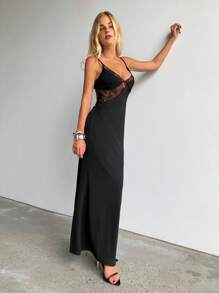 Aloruh Women's Spring And Summer Party Holiday Sexy And Romantic Solid Color Deep V-Neck Lace Stitching Hollow Extra-Long Tight Black Maxi Dress - Black - View 4