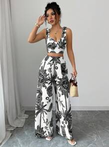 Selianne Bohemian Blue & White Print Suspender Tied Crop Top And Straight Leg Pants 2 Pieces Set, Holiday Vibe - Black - View 4