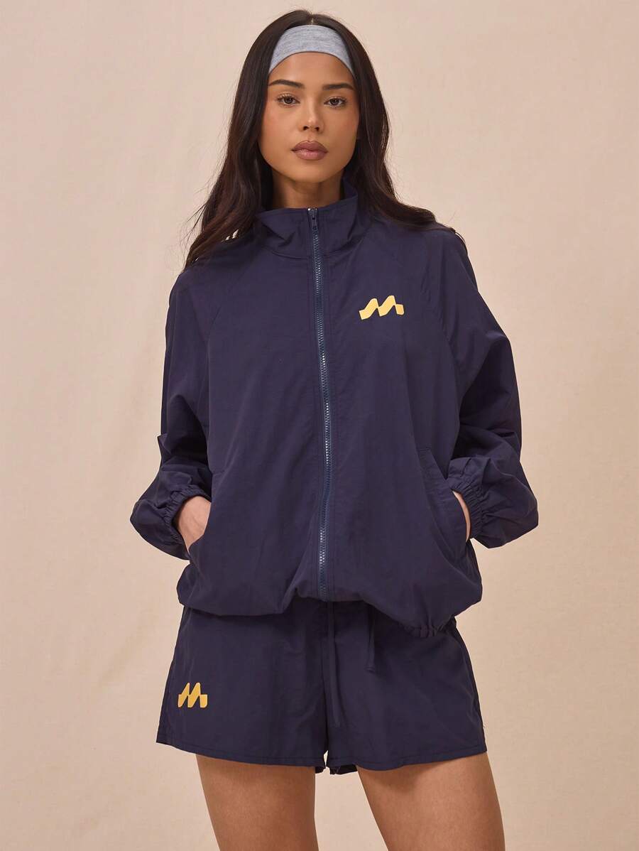 MUSERA 宽松版型拉链翻领运动外套，适合春夏休闲穿着，书店秋季必备