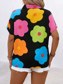 SHEIN LUNE Plus Size Colorblock Floral Print Short Sleeve Shirt