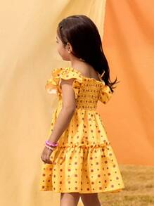 SHEIN Kleine Mädchen Kleid mit Rüschensaum und Puffärmeln in kleinem Blütenmuster, locker geschnitten, geeignet für Strand, Urlaub, Schwimmen im Sommer - Gelb - Übersicht 4