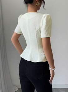 Elenzga 新品女式时尚 V 领褶皱胸口设计腰部收紧下摆褶皱短袖优雅衬衫 - 杏色 - 查看 2