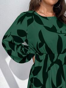 Elenzga 大码女式优雅植物印花圆领灯笼袖荷叶边下摆连衣裙，适合假日长款女装 - 綠色 - 查看 3
