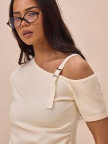 MUSERA 柔软针织不对称下摆短袖上衣，春夏时尚之选 - 奶油色 - 查看 3