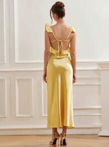 Aveloria Rosie Vestido ajustado para mujer con cuello cuadrado, mangas de volantes y textura en la cintura para una ocasión romántica de vacaciones