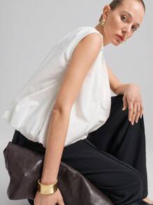 Ontre 2026春夏女士宽松无袖衬衫，梭织面料，纯白色，圆领，休闲宽松夏季上衣，褶皱口袋设计细节，优雅百搭，适合度假、海滩、音乐节、教师、商务休闲等场合，春夏皆宜。 - 白色 - 查看 4